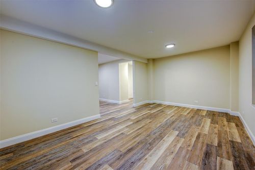 1l-71 110th Street, New York, NY, 11375 | Card Image