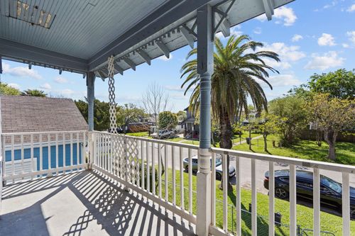 up-4020 Avenue O 1/2, Galveston, TX, 77550 | Card Image