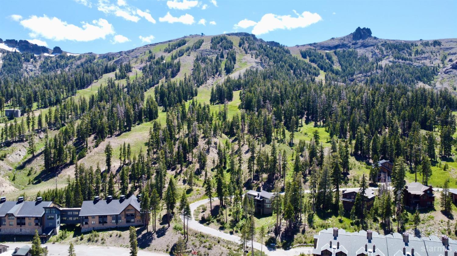 Land in Kirkwood