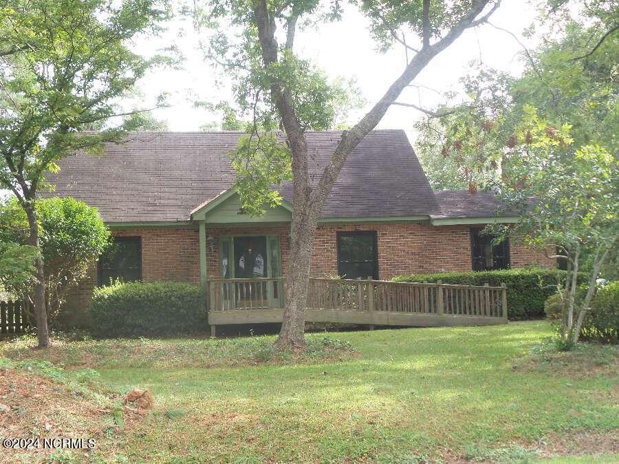 Robin Rd, Morehead City, NC 28557