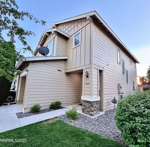 9255 Lone Wolf Circle, Reno, NV, 89506 | Card Image