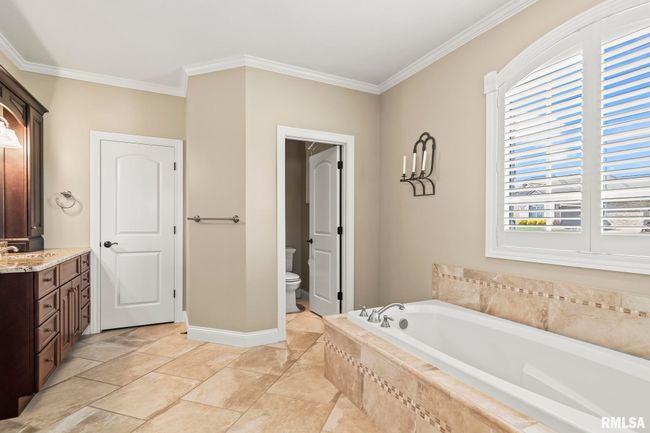 801 Prairie Lake Dr, House other with 4 bedrooms, 4 bathrooms and null parking in Sherman IL | Image 35