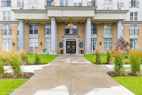 {{alt}} | Card Image