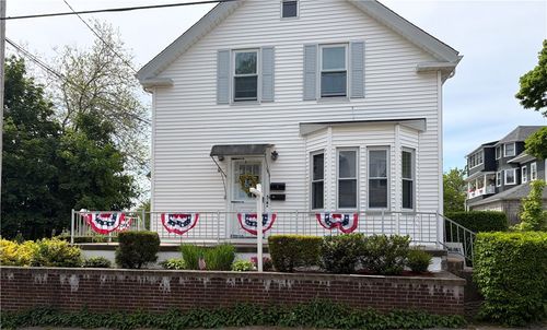 62 Lawn Ave, Warwick, RI, 02888-1655 | Card Image