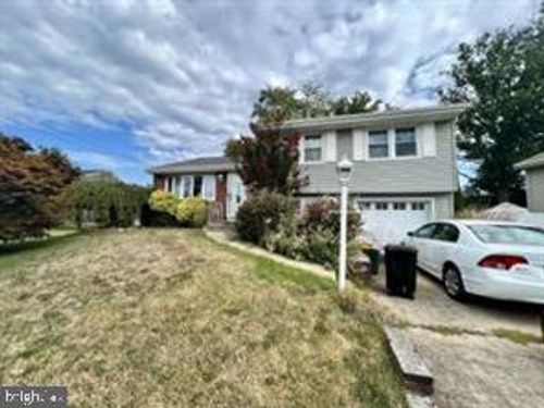 13 Winding Way, Hamilton, NJ, 08620-2605 | Card Image