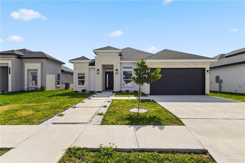 905 38th St, San Juan, TX, 78589-2287 | Card Image