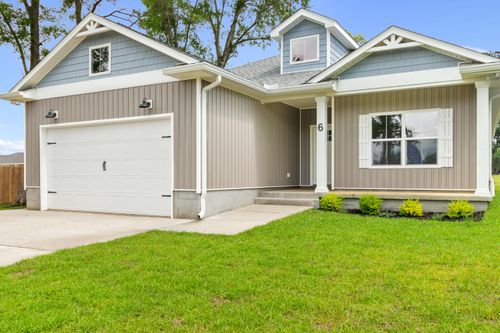 6 Coweta Rd, Cantonment, FL, 32533-9327 | Card Image