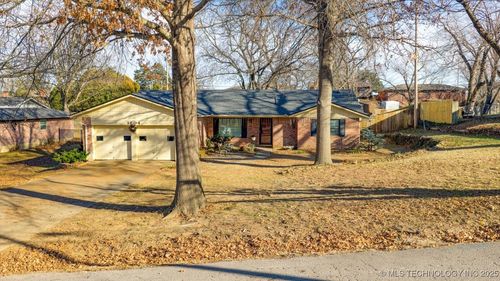 1604 Mission Rd, Bartlesville, OK, 74006-4905 | Card Image