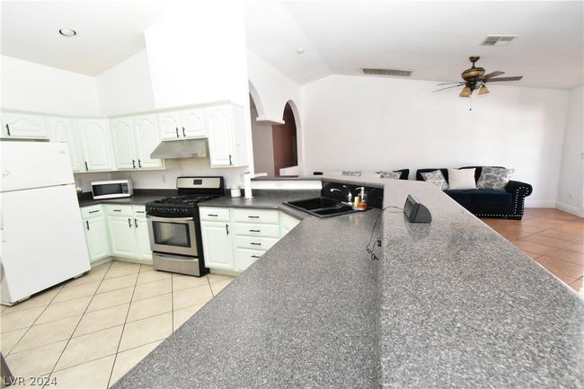 4820 Patterson Ave, House other with 5 bedrooms, 3 bathrooms and null parking in Las Vegas NV | Image 17