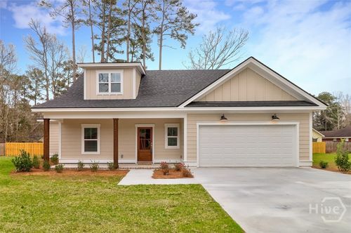 204 Pineland Dr, Rincon, GA, 31326-9619 | Card Image
