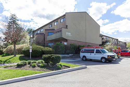 49-2035 S Millway, Mississauga, ON, L5L1R7 | Card Image