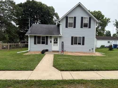 229 W Farnham St, Sheffield, IL, 61361-9679 | Card Image
