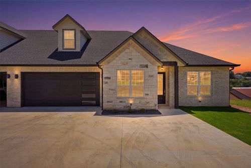 5126 Country Club Dr, Granbury, TX, 76049-7201 | Card Image