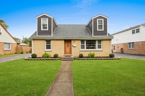 10925 Mcvicker Ave, Chicago Ridge, IL, 60415-2259 | Card Image