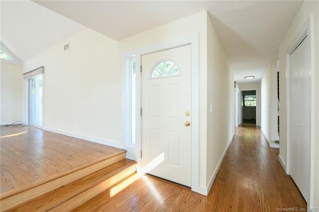 main level enternace | Image 14