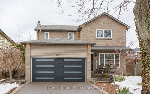 1057 Franklin Crt, Oakville, ON, L6H2T5 | Card Image