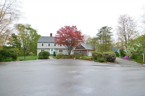 5 Running Ridge Rd, Manchester, MA, 01944-1048 | Card Image