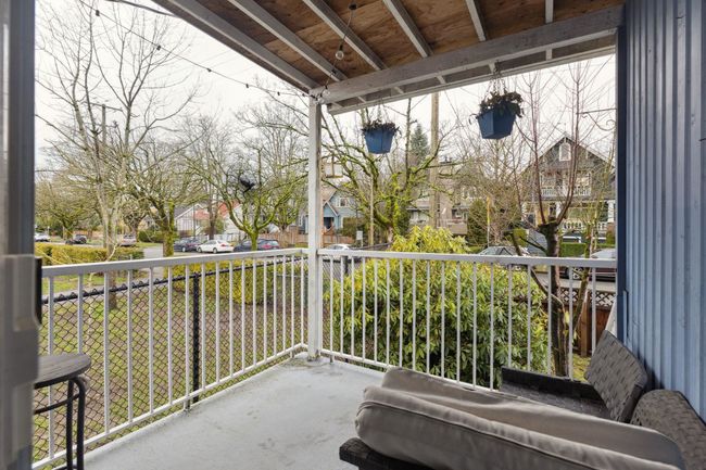 2890 W 6 Th Avenue, House other with 6 bedrooms, 2 bathrooms and 1 parking in Vancouver BC | Image 19