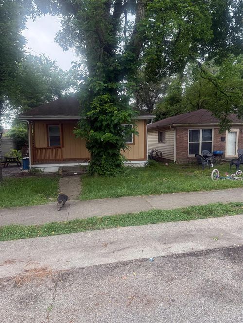 1373 Byrd Ave, Cincinnati, OH, 45215-2305 | Card Image