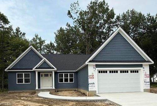 869 Breezewood Ln, Vermilion, OH, 44089-2005 | Card Image