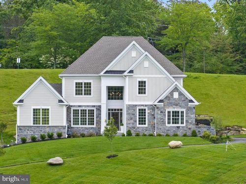 209 Bellflower Ln, NEWTOWN SQUARE, PA, 19073-4654 | Card Image