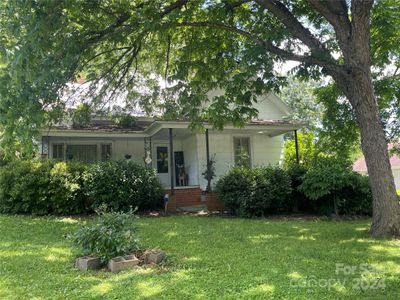 173 W Pine Street, House other with 2 bedrooms, 1 bathrooms and null parking in Norwood NC | Image 3