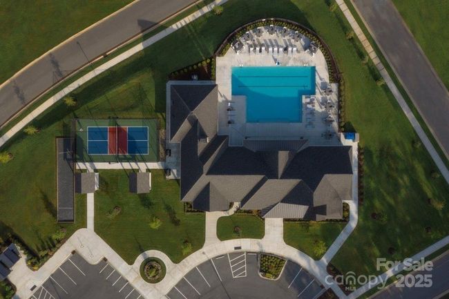 Overhead View of Clubhouse Area | Image 23