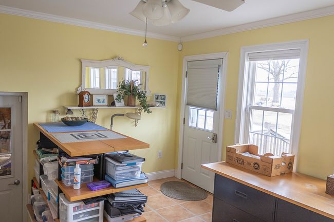 Bonus room off kitchen area | Image 22