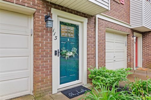 113 Stoney Creek Ct, Seven Fields, PA, 16046-7915 | Card Image