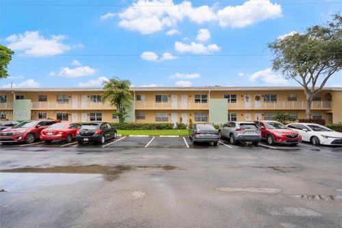 35-2607 Ne 8th Ave, Wilton Manors, FL, 33334 | Card Image