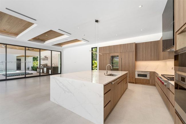 6730 Sw 115 Th St, House other with 8 bedrooms, 10 bathrooms and null parking in Pinecrest FL | Image 14