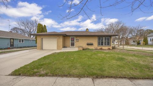 904 Mead Avenue, Sheboygan, WI, 53081 | Card Image