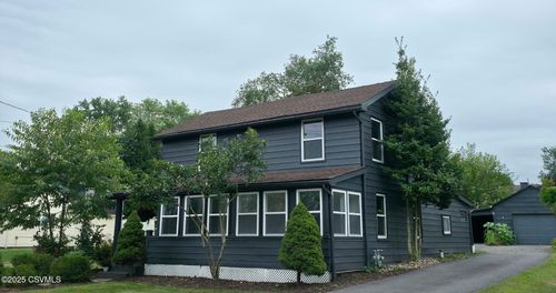 104 18th St, Selinsgrove, PA, 17870-1148 | Card Image