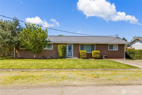 247 S D St, Buckley, WA, 98321-5807 | Card Image