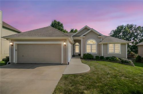 9029 Ne 109th Ter, Kansas City, MO, 64157-9590 | Card Image