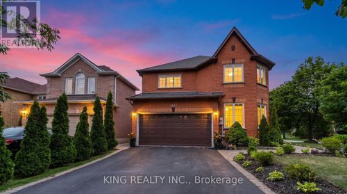 1427 Grossi St, Mississauga, ON, L5V1T9 | Card Image