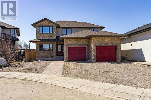 330 Greenfield Terr, Saskatoon, SK, S7R0B6 | Card Image