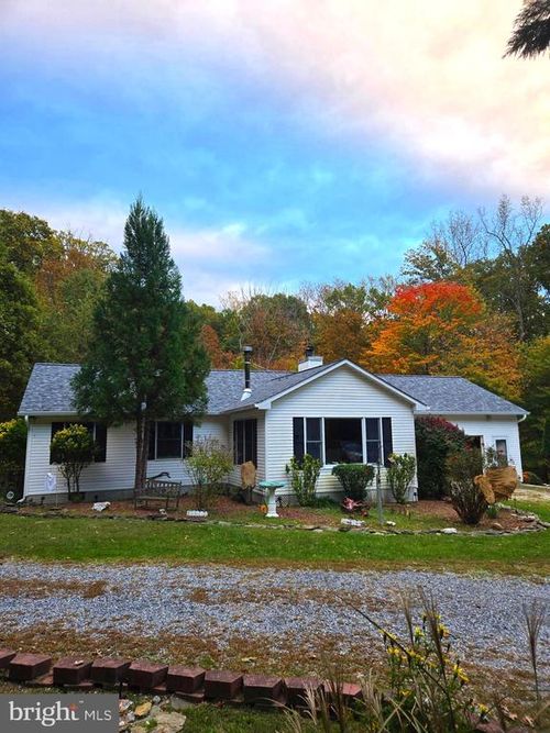 58 Branchy Rd, Harpers Ferry, WV, 25425-4696 | Card Image