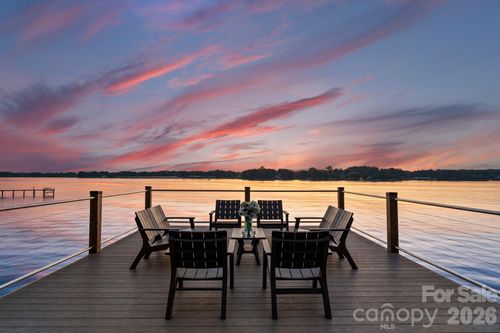 138 Lakefront Dr, Mooresville, NC, 28117-8771 | Card Image