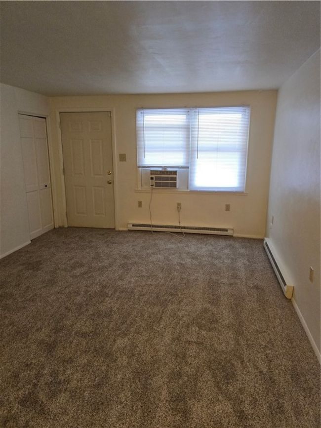 APT-3 - 2604 Brodhead Rd, Condo with 1 bedrooms, 1 bathrooms and 1 parking in Aliquippa PA | Image 4