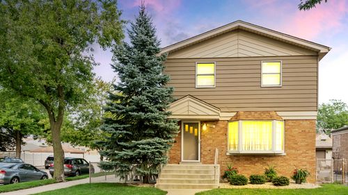 11001 S Ridgeway Ave, Chicago, IL, 60655-4026 | Card Image
