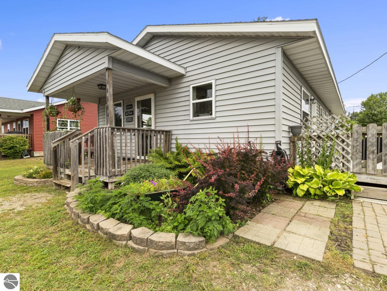 Day Ave, Thompsonville, MI 49683