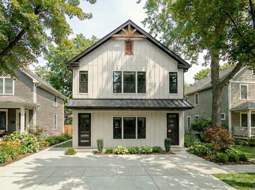 b-3211 Market St, Houston, TX, 77020-3842 | Card Image