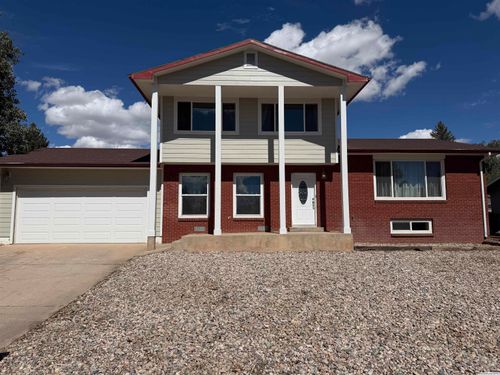 2615 Park Ave, Laramie, WY, 82070-4861 | Card Image