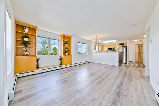 201 - 550 Prominence Rise Sw, Condo with 2 bedrooms, 2 bathrooms and 1 parking in Calgary AB | Image 6