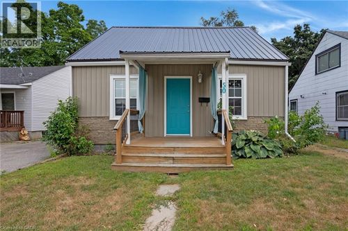 50 6th Ave, Brantford, ON, N3S1A7 | Card Image