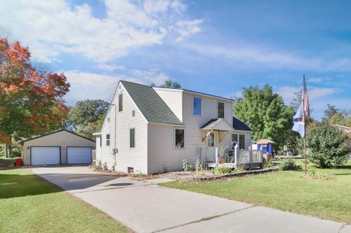 445 1st Street S, Long Prairie, MN, 56347 | Card Image