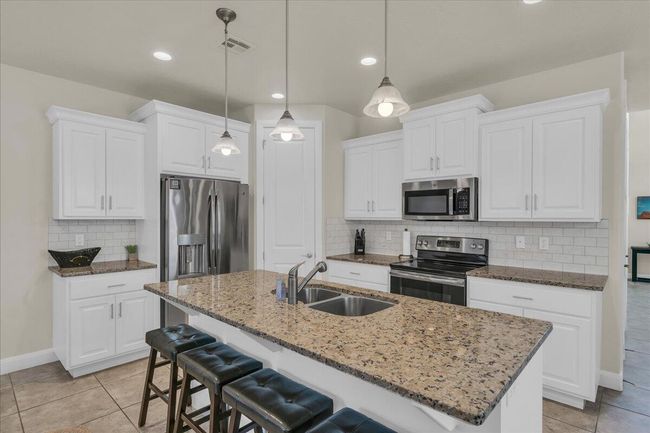 20-Spotless Kitchen | Image 18