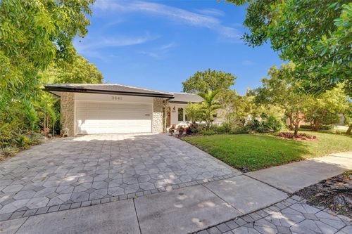 3641 N 33rd Ter, Hollywood, FL, 33021-2503 | Card Image