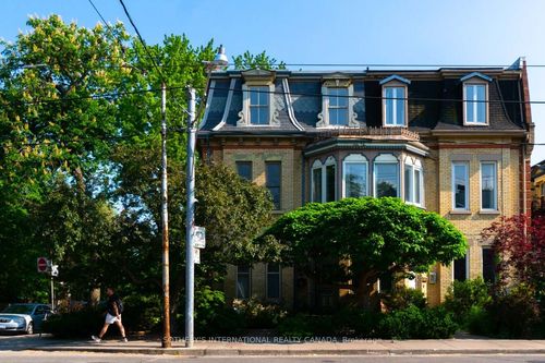 2-215-217 Carlton St, Toronto, ON, M5A2K9 | Card Image